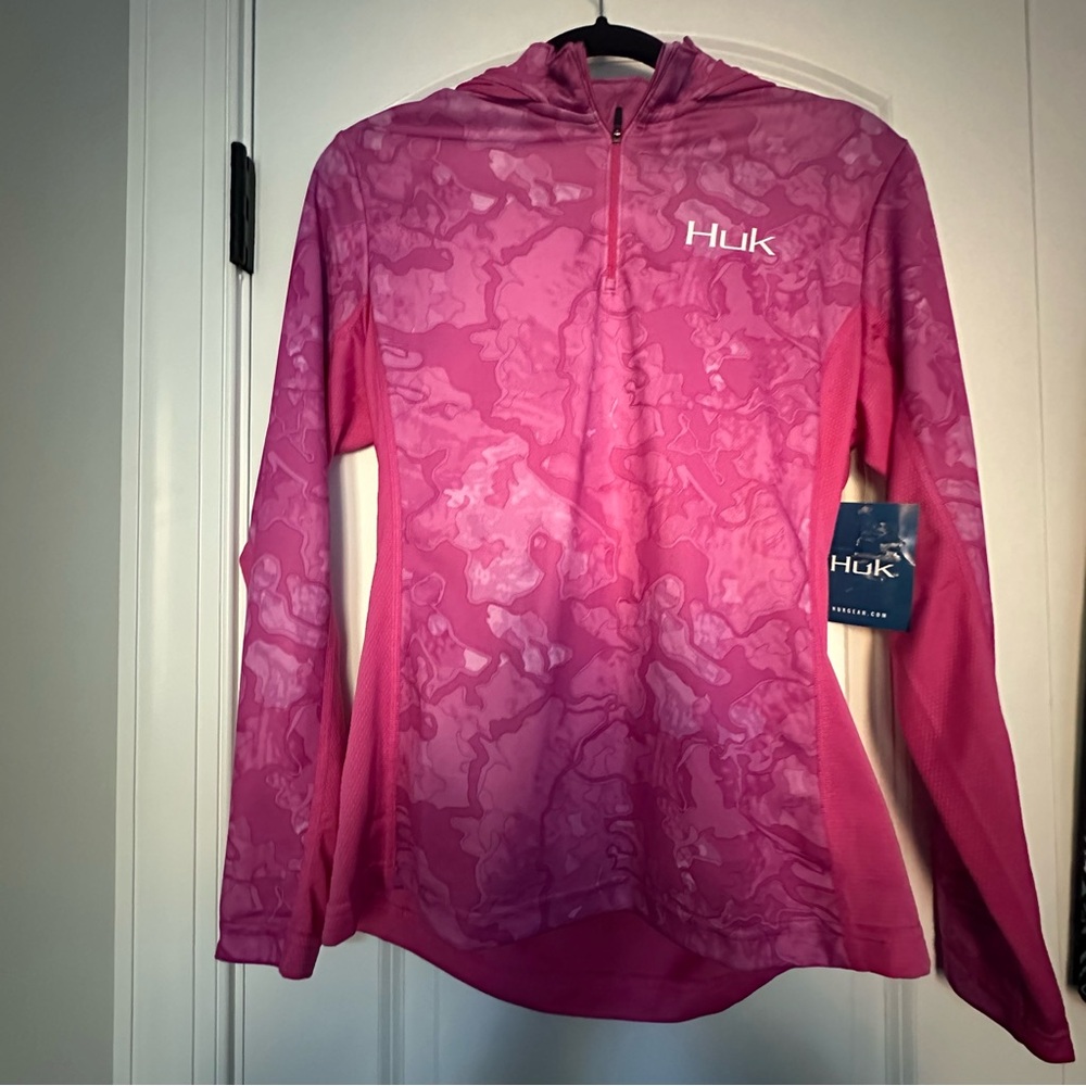 Huk Women's Icon X Camo Rose Violet Long Sleeve Hooded Fishing Shirt